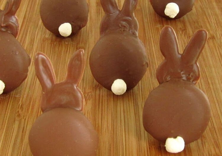 chocolate bunnies made with Nilla wafers